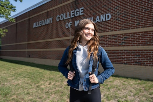 Student in front of Bedford County Campus